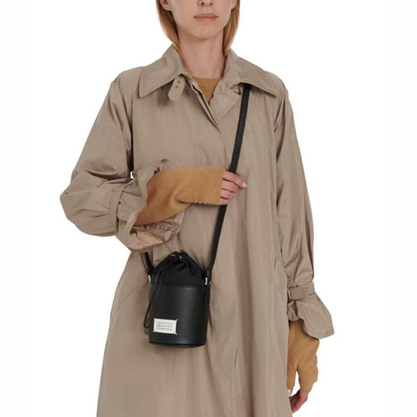 メゾンマルジェラ 5AC micro マイクロ Bucket Bag バケットバッグ 偽物